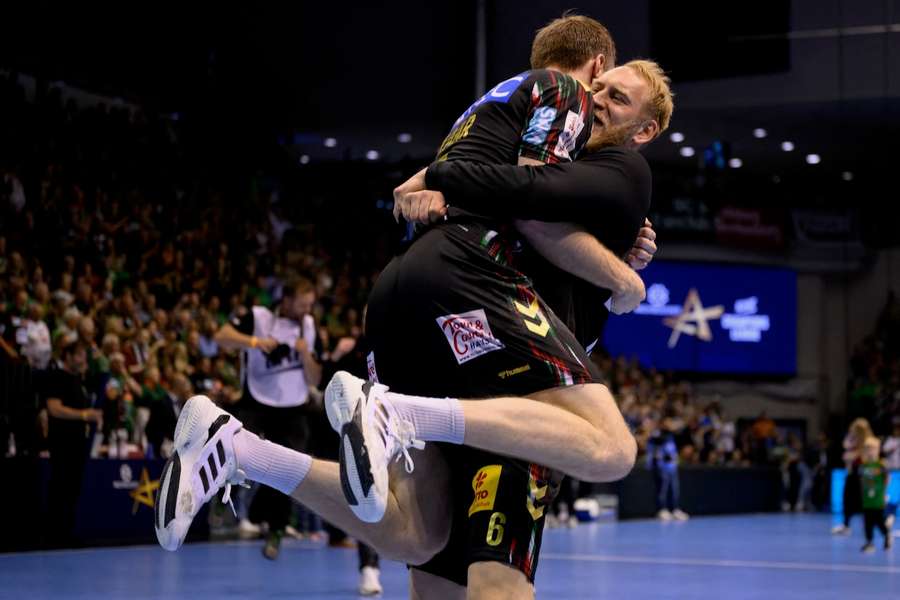 Die Magdeburger feiern den erneuten Einzug ins Final Four.