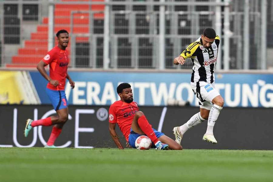 Cine transmite meciul FCSB - Lask Linz din Europa League