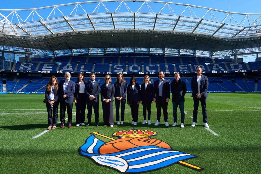 La delegación FIFA, en Anoeta