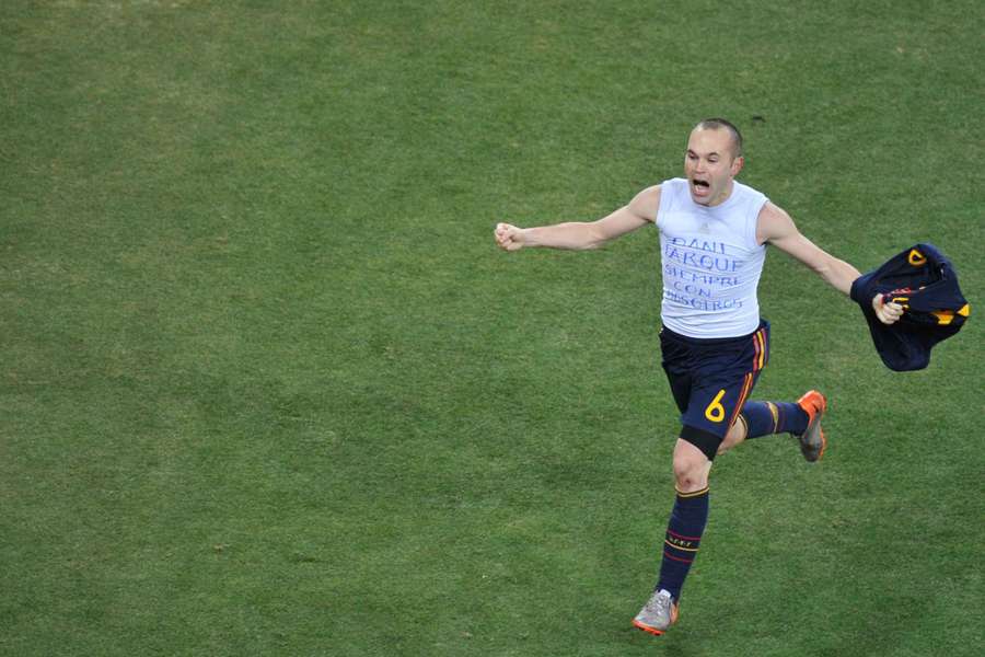 Andrés Iniesta dedikerede sit VM-vindende mål i 2010 til Dani Jarque, anfører i Espanyol og venner med Iniesta, som i 2009 døde af et hjertetilfælde.