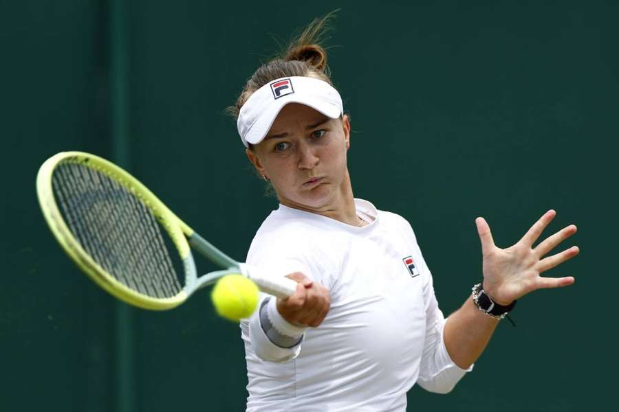 Barbora Krejčíková bude ve Wimbledonu usilovat o první postup do čtvrtfinále.