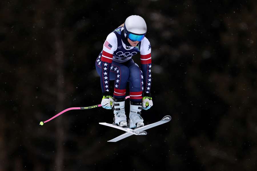 Lindsey Vonn caiu após apenas treze segundos de sua descida em Cortina d'Ampezzo