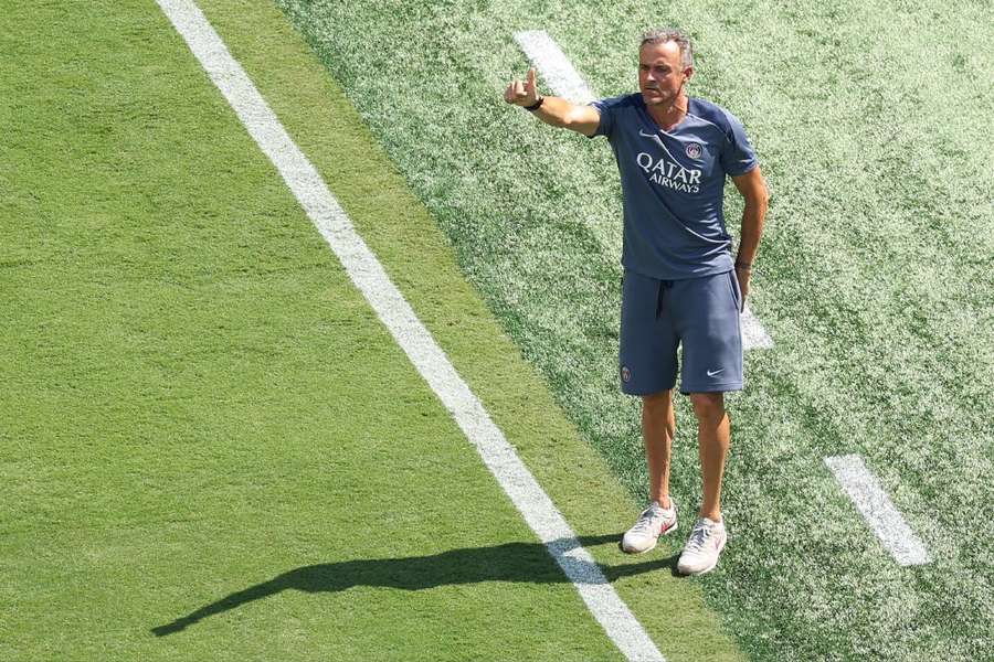 Luis Enrique, antrenor PSG Luis Enrique, antrenor PSG