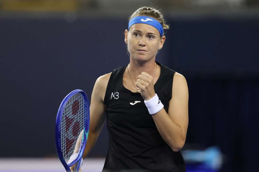 Marie Bouzková zabojuje o postup na French Open.