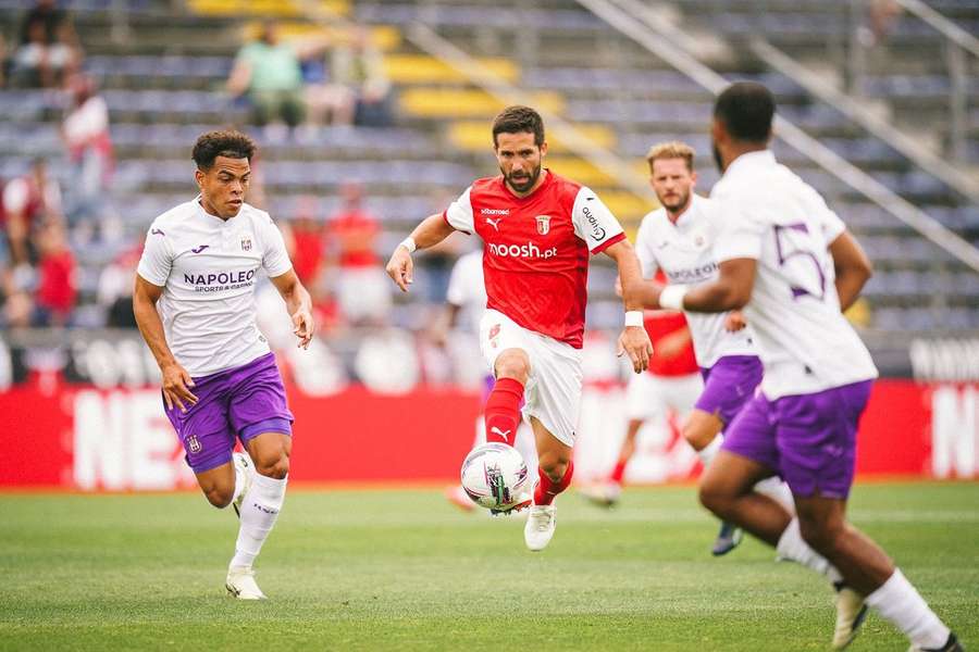 João Moutinho assistiu para o segundo golo do SC Braga