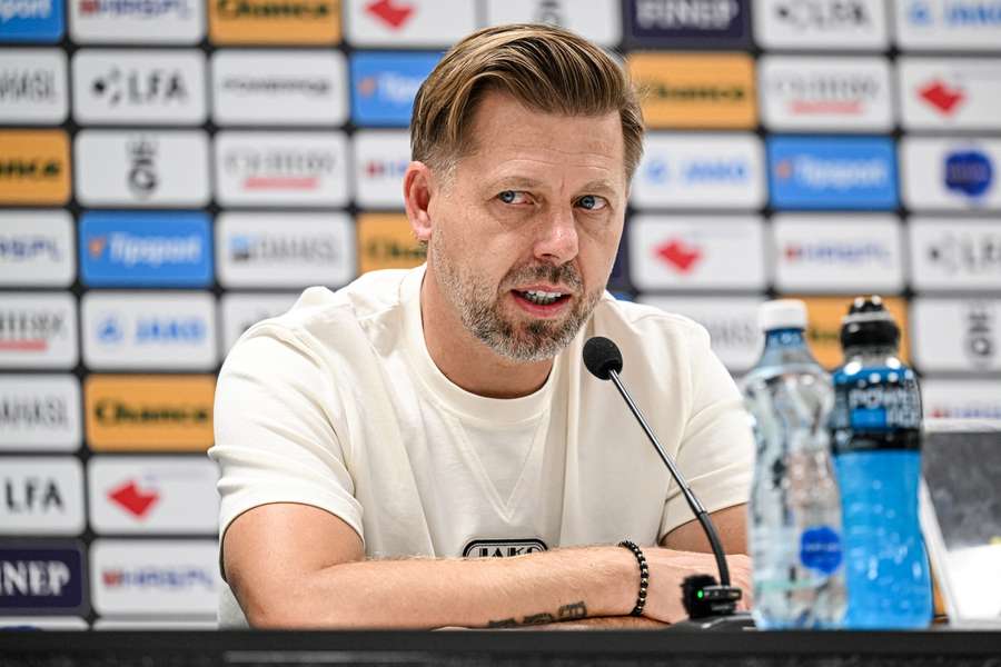 Hradecký trenér David Horejš se o spojení s Plzní nechtěl bavit.