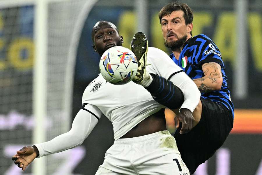 Inter e Napoli ficaram no empate em Milão