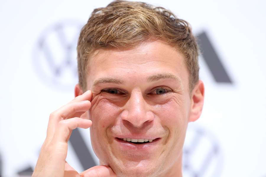 Joshua Kimmich bei der Pressekonferenz im deutschen EM-Quartier.