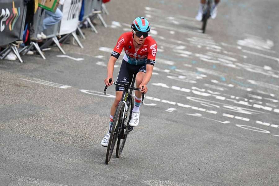 Van Gils je štvrtým cyklistom, ktorého zastavil na 111. ročníku Tour de France covid.