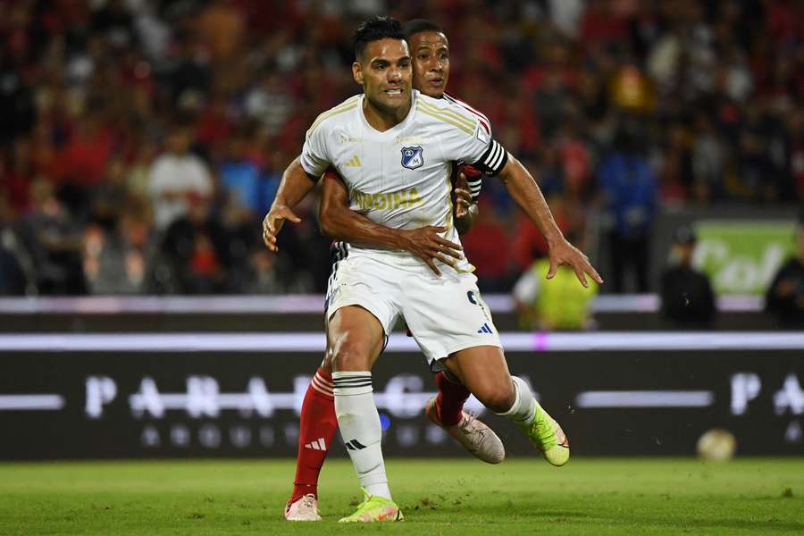 Falcao con Fainer Torijano 