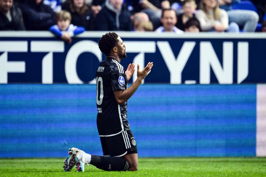 Chuba Akpom maakte drie van de vijf meest recente Ajax-treffers