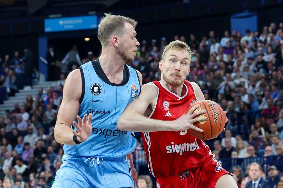 Der FC Bayern muss in der BBL eine Niederlage in Hamburg einstecken.