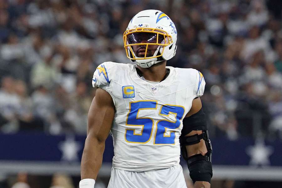 Khalil Mack looks on during a game (2025) Khalil Mack looks on during a game (2025)