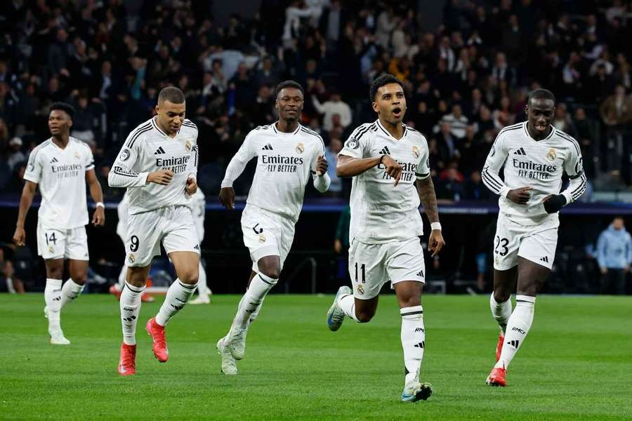 Rodrygo celebrates his goal