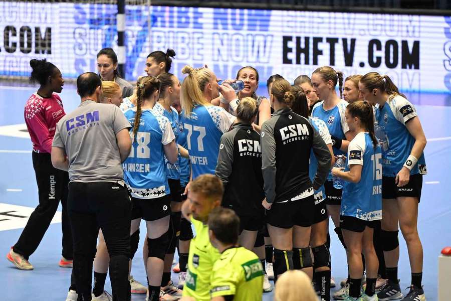 CSM București remizează cu Baia Mare în Liga Florilor CSM București remizează cu Baia Mare în Liga Florilor