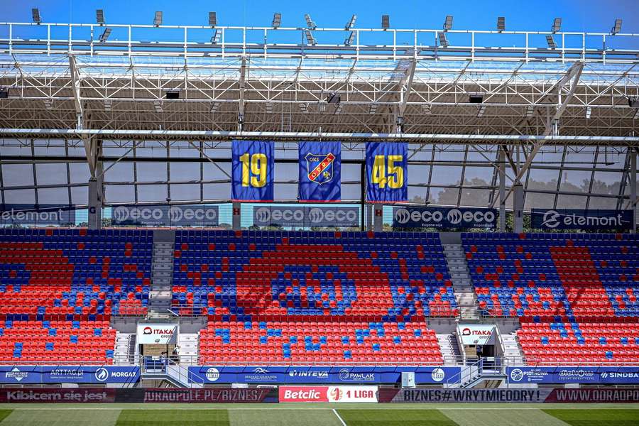 Kibice Wisły Kraków mogą wejść na stadion w Opolu podczas meczu Pucharu Polski