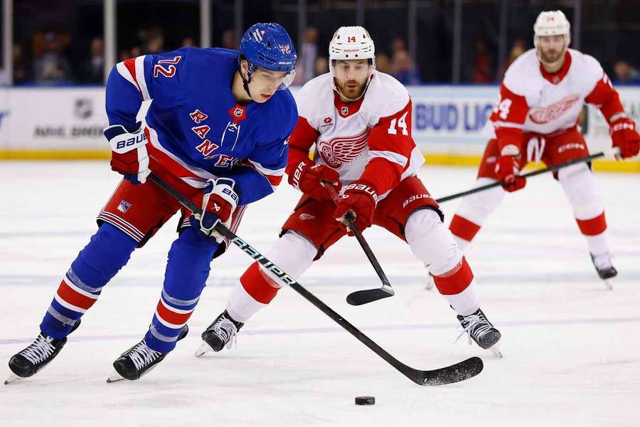 Filip Chytil v zápase s Red Wings.