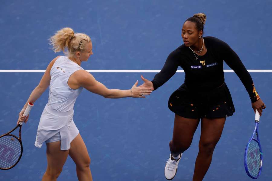 Siniaková s Townsendovou patří na Turnaji mistryň k největším favoritkám na titul. Siniaková s Townsendovou patří na Turnaji mistryň k největším favoritkám na titul.