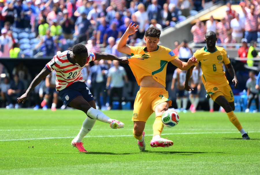 Folarin Balogun of the USA shoots at goal Folarin Balogun of the USA shoots at goal