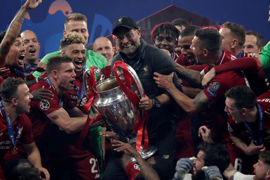 Klopp e o Liverpool comemoram o título da CL em 2019.