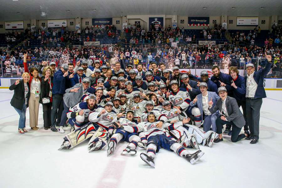 Šapovaliv získal se Saginawem Memorial Cup.