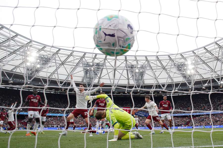 Il gol di Leandro Trossard Il gol di Leandro Trossard