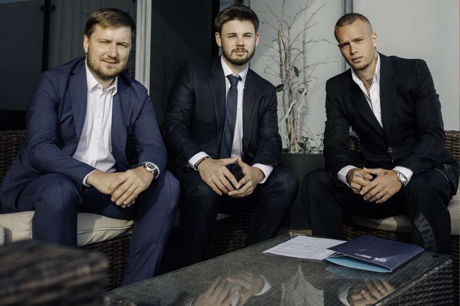 Mudryk vê contrato com o Chelsea "revisto" enquanto surge opção Strasbourg