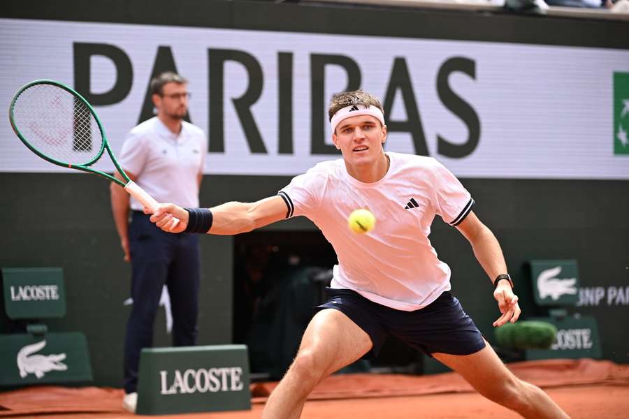 Jakub Menšík během French Open. Jakub Menšík během French Open.