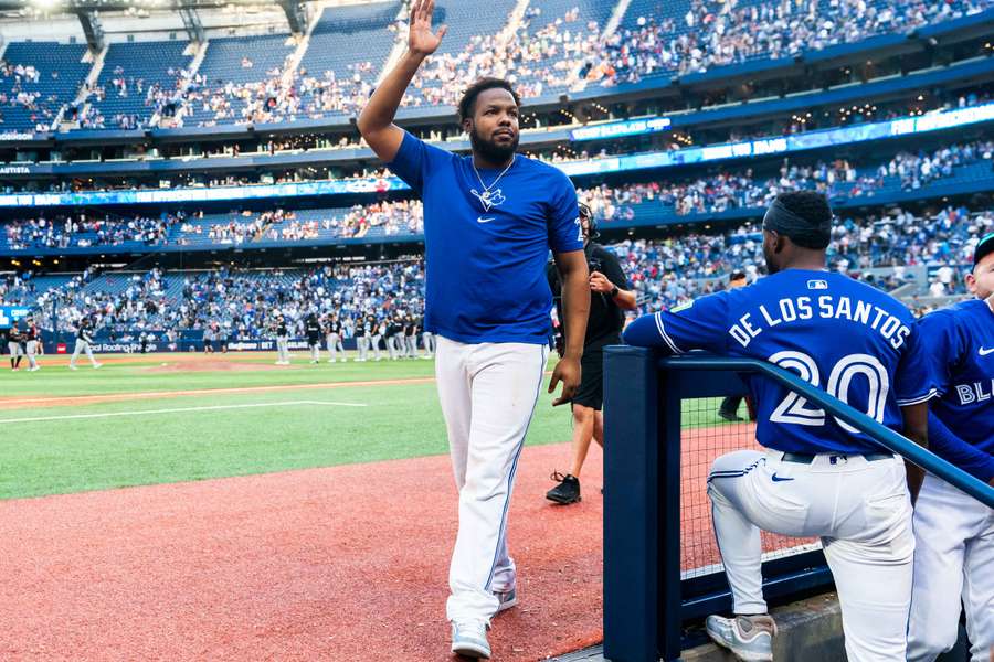 Vladimir Guerrero Jr waves to the fans at Rogers Centre