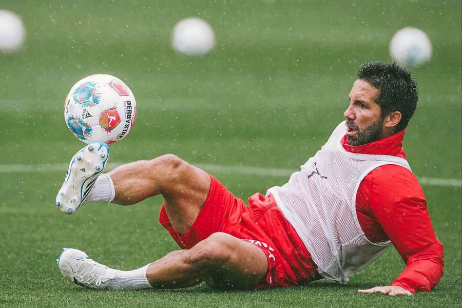Moutinho, Bajrami, Travassos Moutinho, Bajrami, Travassos