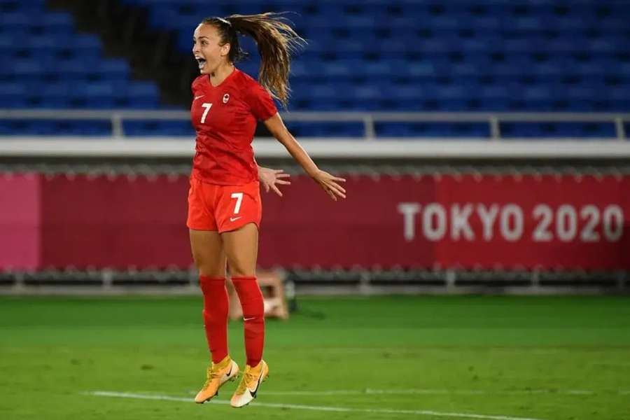 Julia Grosso sagrou-se campeã olímpica pelo Canadá