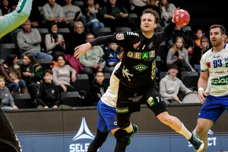 MEHR LEBEN HNDBL3BEAT: Der 1. Spieltag liefert Tempo, Überraschungen und enge Duelle MEHR LEBEN HNDBL3BEAT: Der 1. Spieltag liefert Tempo, Überraschungen und enge Duelle