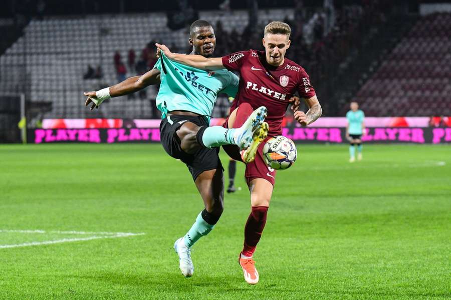 Un meci al suferinței: CFR Cluj primește vizita lui UTA într-un duel al echipelor cu probleme