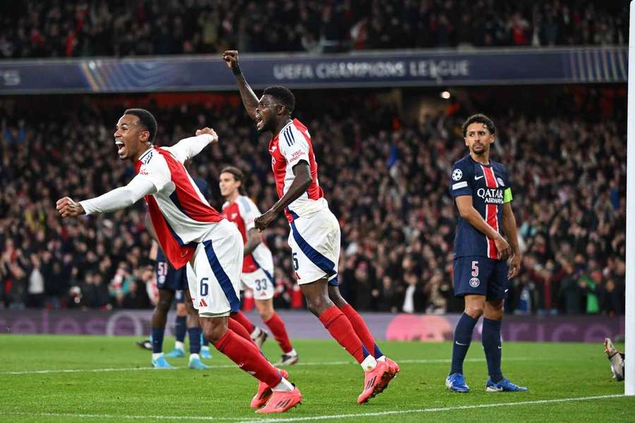 Arsenal și PSG s-au întâlnit și în faza principală din Champions League, tunarii impunându-se pe Emirates cu scorul de 2-0