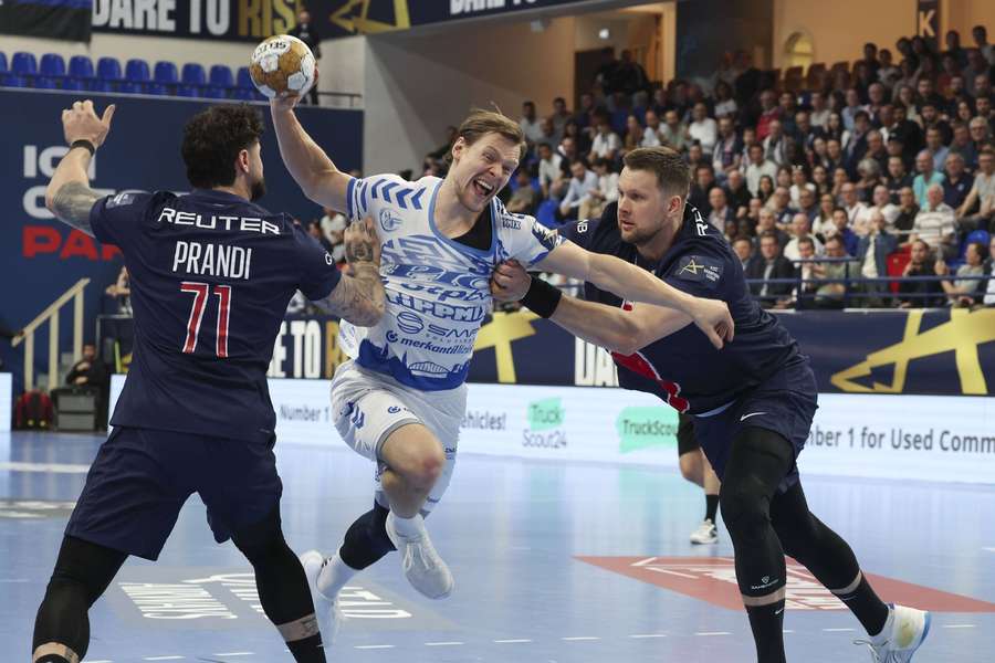 Noite para esquecer em Paris