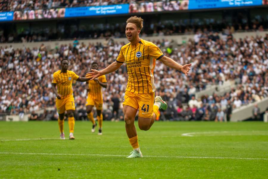 Josh Hinshelwood ensured Tottenham ended the season with a loss