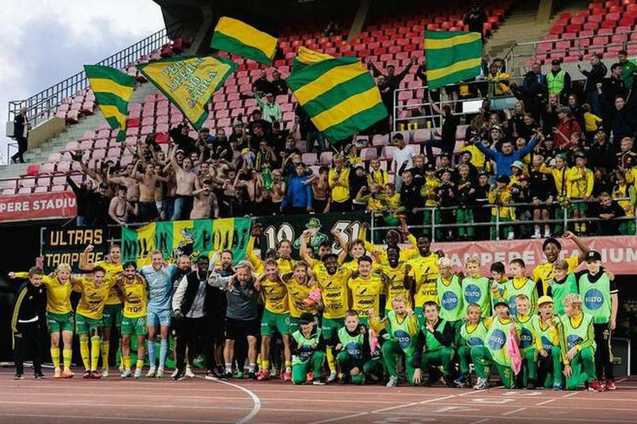 A festa dos jogadores do Ilves