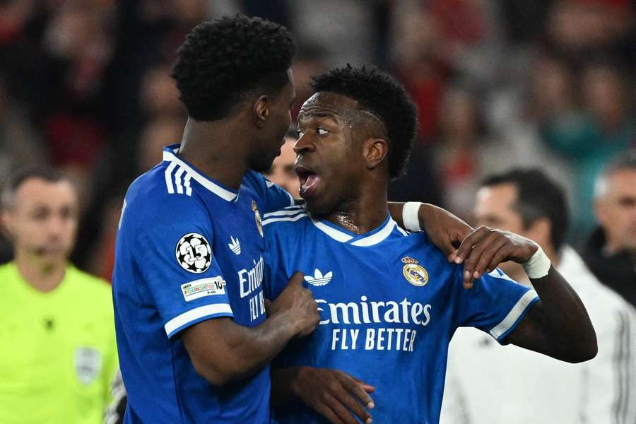 Vini Jr. manifestou todo seu repúdio após a partida Vini Jr. manifestou todo seu repúdio após a partida