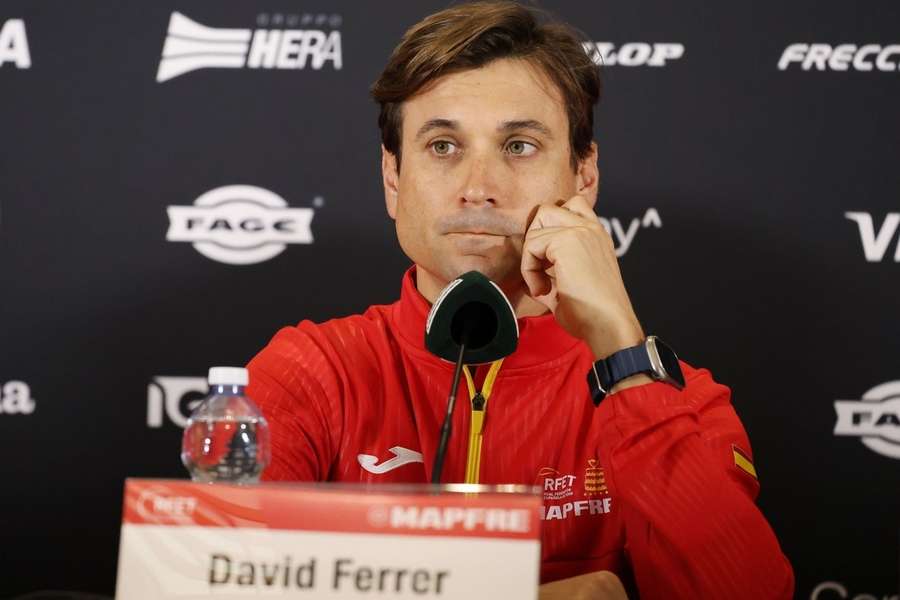 Kapitán španělského týmu David Ferrer.