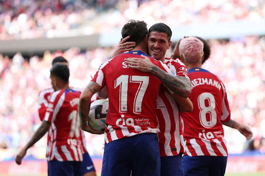 Saul Niguez celebrates scoring against Osasuna 