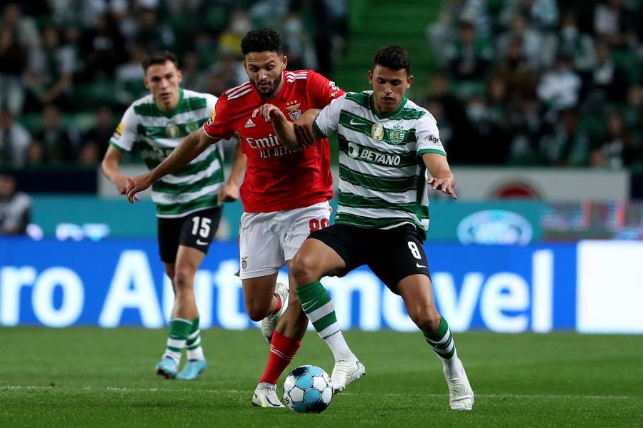 Gonçalo Ramos au duel avec Matheus Nunes, depuis parti aux Wolves, en avril 2022, a un rôle à jouer ce dimanche.