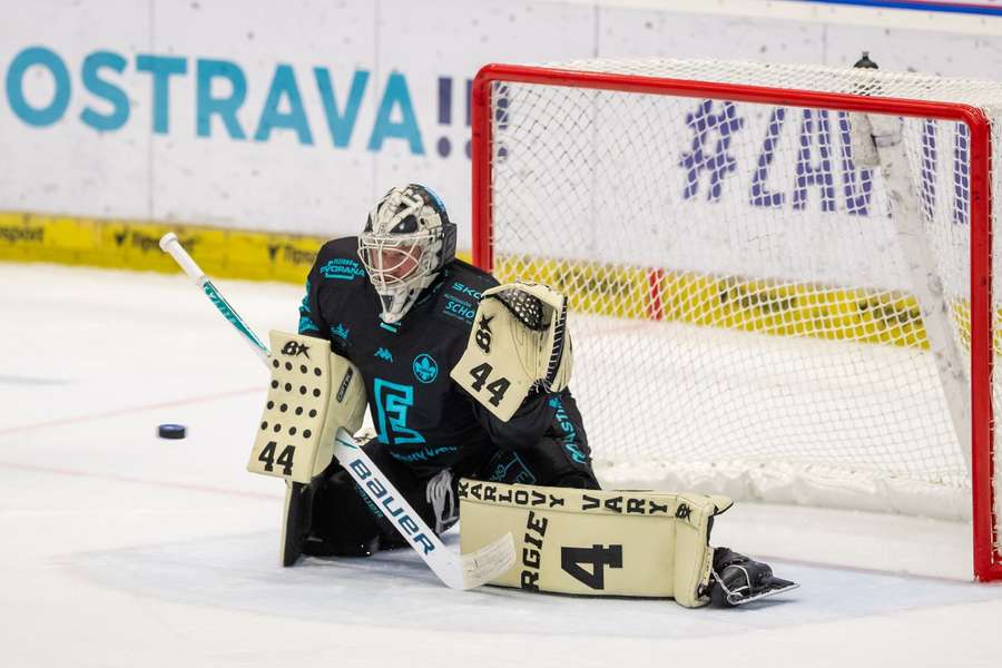 Frodl dostal za úmyslné posunutí branky pokutu. Frodl dostal za úmyslné posunutí branky pokutu.
