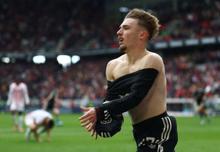 Bayerns Shootingstar Karl versetzte Freiburg spät in der Nachspielzeit den Todesstoß