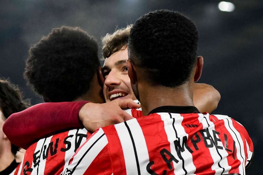 Sheffield United go top of the Championship