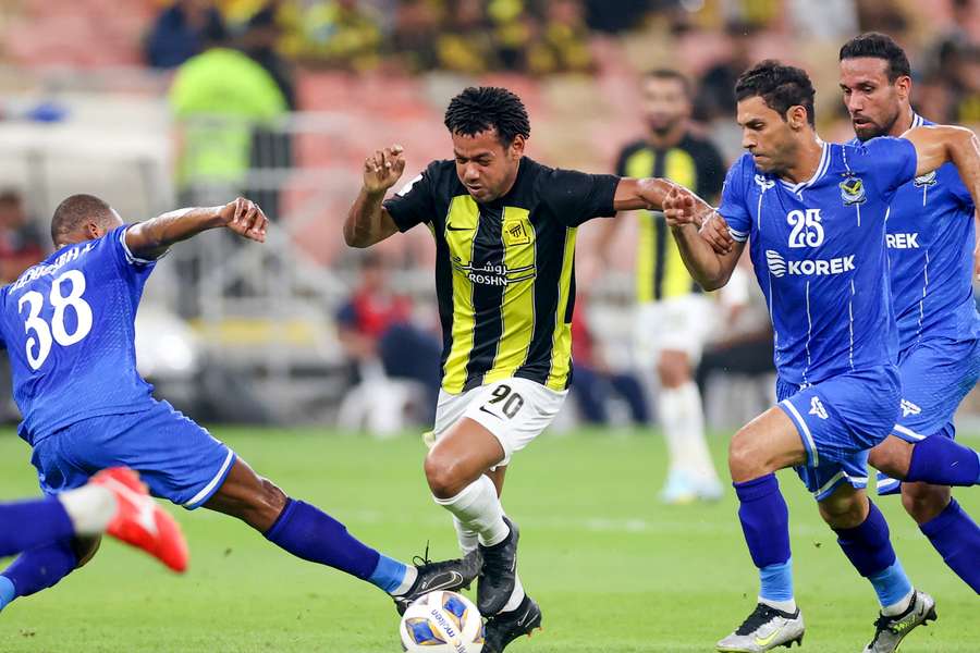 Sem Benzema, Al-Ittihad vence Sepahan pela Liga dos Campeões Asiática