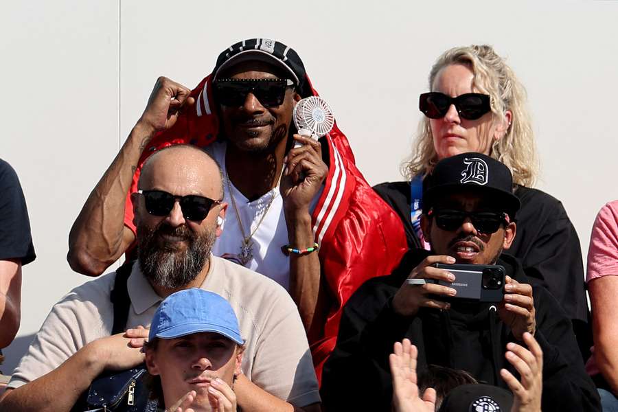 Snoop Dog în mulțime la skateboarding