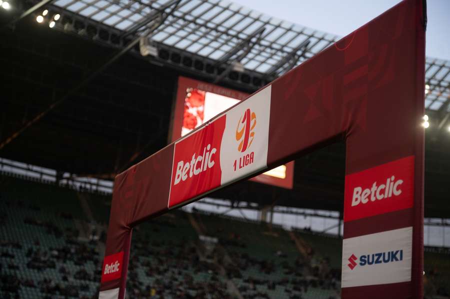 1. liga piłkarska - dwie komisje PZPN zajmą się sprawą meczu we Wrocławiu