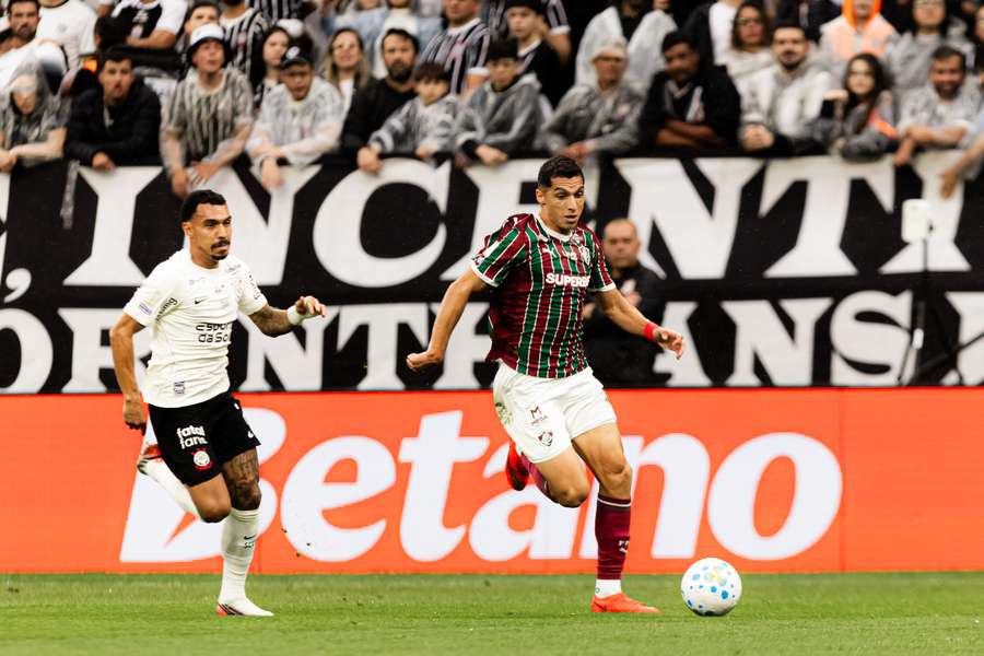 Serna fez o gol que confirmou a vitória Serna fez o gol que confirmou a vitória