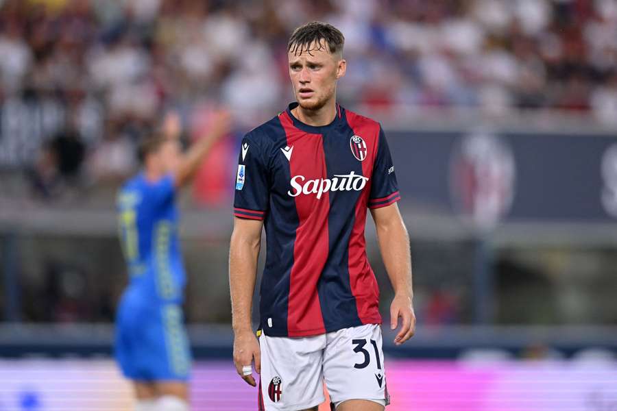 Sam Beukema of Bologna looks on during the Serie A match between Bologna and Empoli