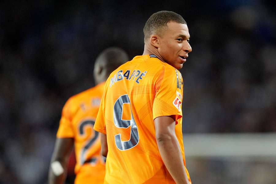 Mbappé deve fazer sua estreia na Champions League com a camisa do Real Madrid